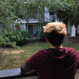 Meet your Posher, Aaron